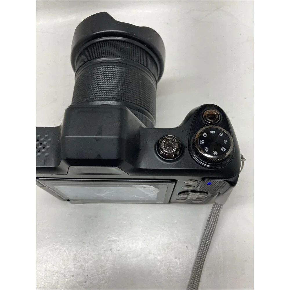 4K Vlogging Digital Camera 56MP 16X Power Zoom Selfie Flip Screen 32GB SD Card